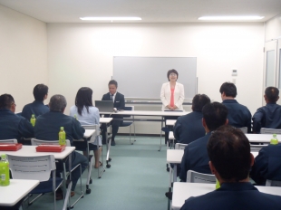 画像：5/16社内安全会議開催(和顔施コミニュケーション協会)講演2