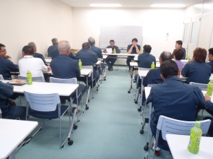 画像：6/20s社内安全会議開催(芳賀俊一講師)1