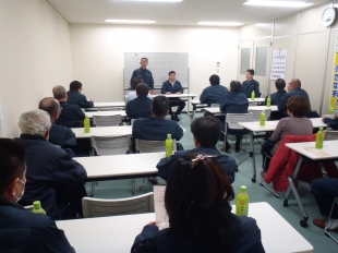 画像：3/5社内安全会議開催(芳賀俊一講師）2