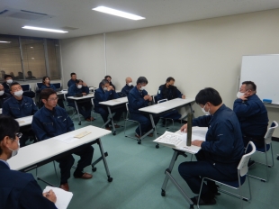 画像：令和5年12月社内安全会議1